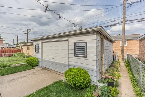 5119 North Oriole Avenue Harwood Heights IL 60706