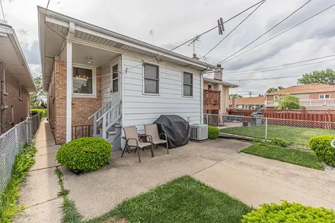 5119 North Oriole Avenue Harwood Heights IL 60706