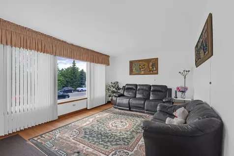 5119 North Oriole Avenue Harwood Heights IL 60706