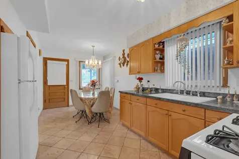 5119 North Oriole Avenue Harwood Heights IL 60706