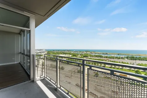 1901 South Calumet Avenue Chicago IL 60616