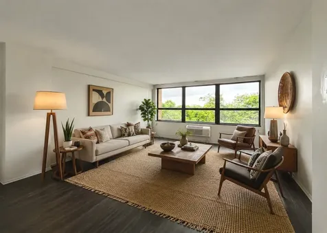 5530 South South Shore Drive Chicago IL 60637