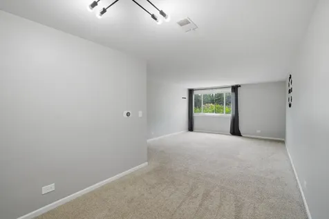 2600 Brookwood Way Drive Rolling Meadows IL 60008