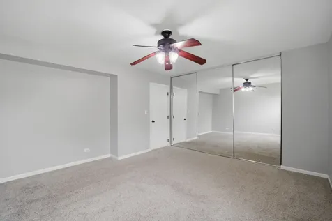 2600 Brookwood Way Drive Rolling Meadows IL 60008