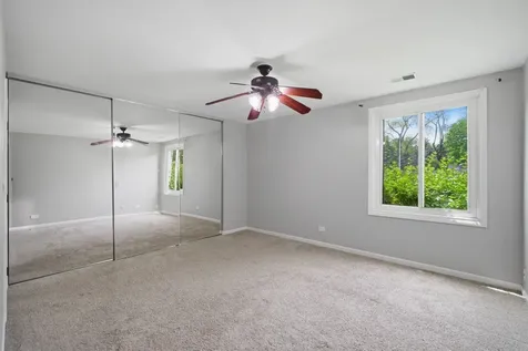 2600 Brookwood Way Drive Rolling Meadows IL 60008