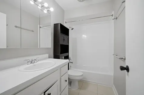 2600 Brookwood Way Drive Rolling Meadows IL 60008