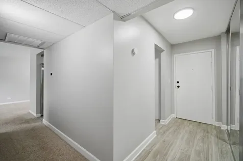 2600 Brookwood Way Drive Rolling Meadows IL 60008