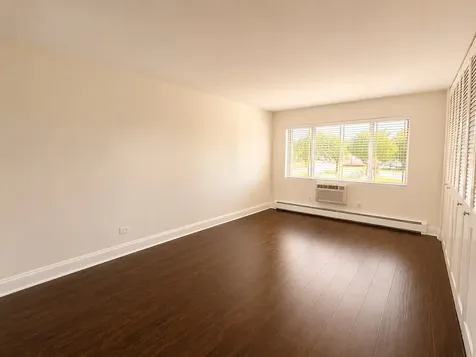 6670 South Brainard Avenue Countryside IL 60525