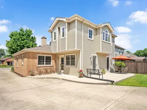 1217 Newberry Avenue La Grange Park IL 60526