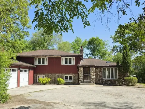 5787 North Clifford Avenue Chicago IL 60646