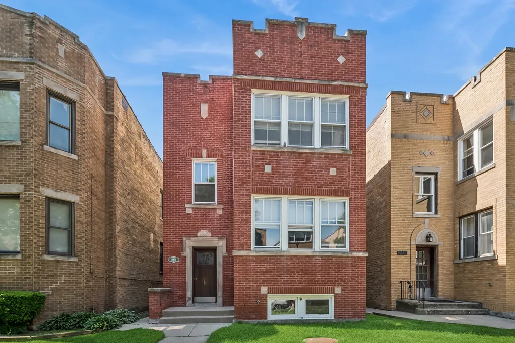 4831 Wright Terrace Skokie IL 60077