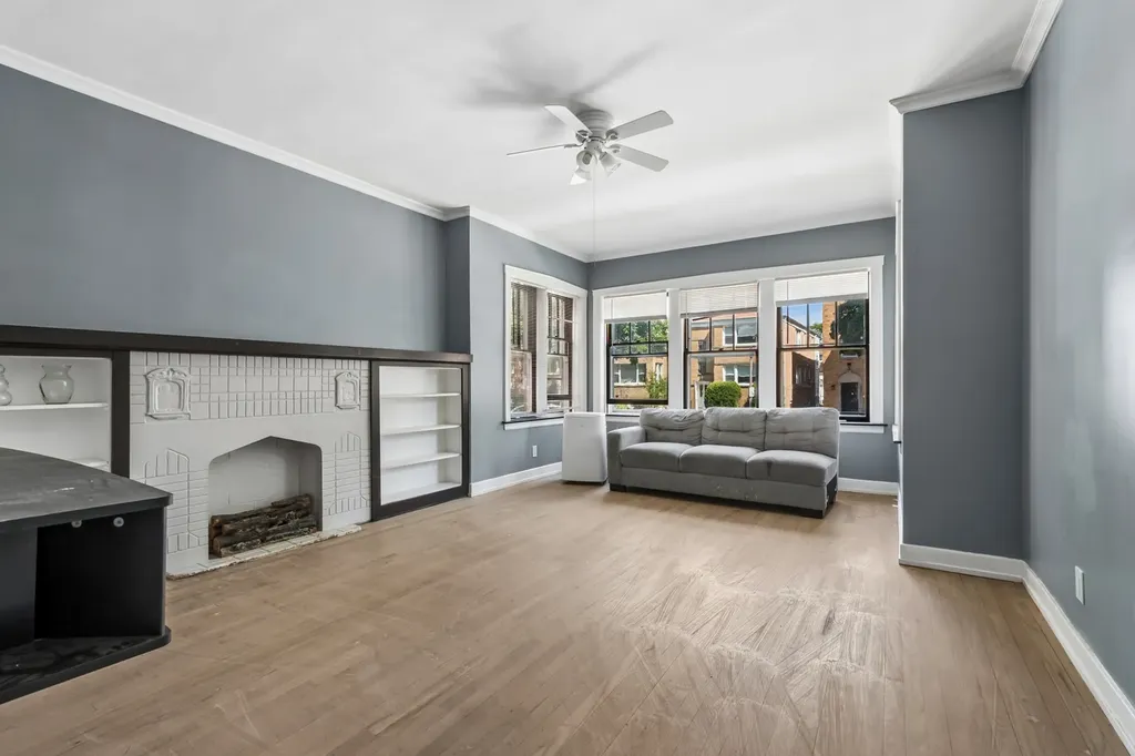 4831 Wright Terrace Skokie IL 60077
