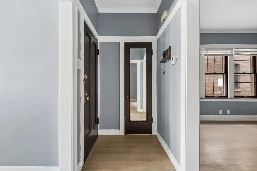 4831 Wright Terrace Skokie IL 60077