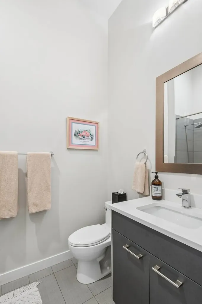 1536 West Walton Street Chicago IL 60642