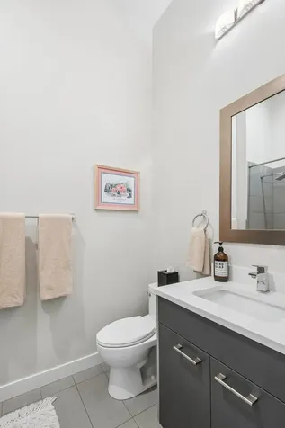 1536 West Walton Street Chicago IL 60642