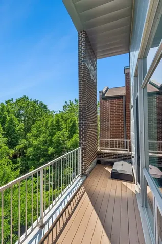 1536 West Walton Street Chicago IL 60642