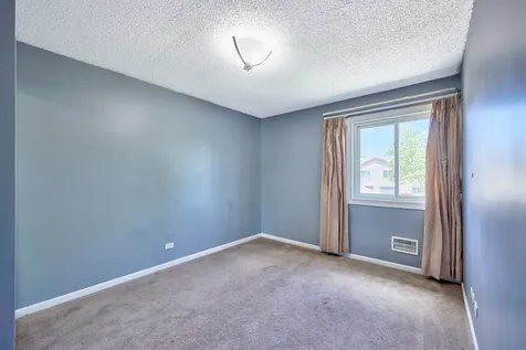 3724 Merrimac Lane E Hanover Park IL 60133