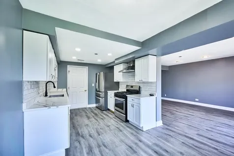 3724 Merrimac Lane E Hanover Park IL 60133