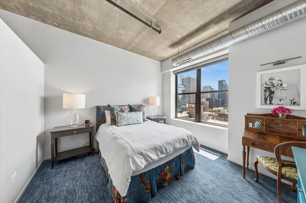 849 North Franklin Street Chicago IL 60610