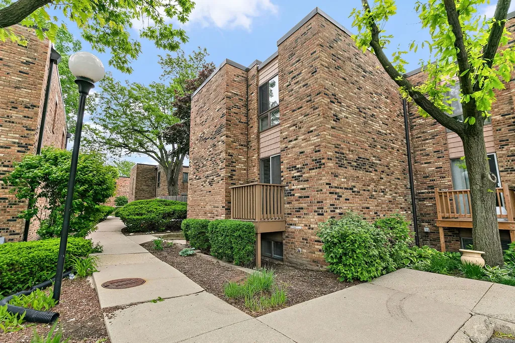 2013 Post Oak Place Schaumburg IL 60173
