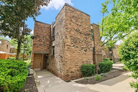 2013 Post Oak Place Schaumburg IL 60173
