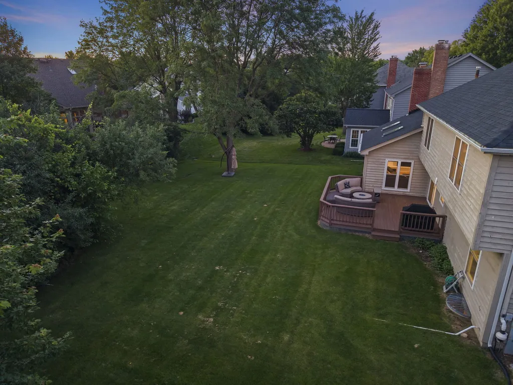 352 Millcreek Lane Naperville IL 60540