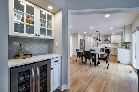 352 Millcreek Lane Naperville IL 60540