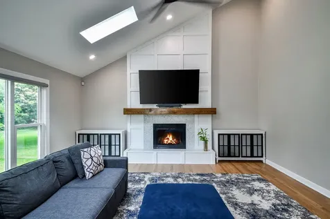 352 Millcreek Lane Naperville IL 60540