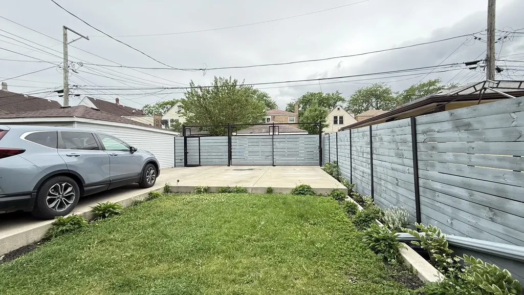 2434 North Lorel Avenue Chicago IL 60639