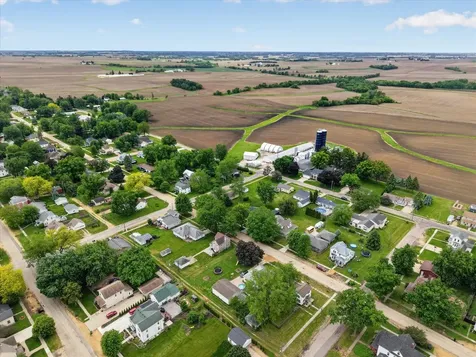 405 West Cherry Street Forreston IL 61030