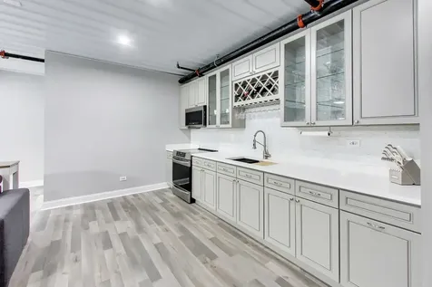 2112 Ferry Road Naperville IL 60563