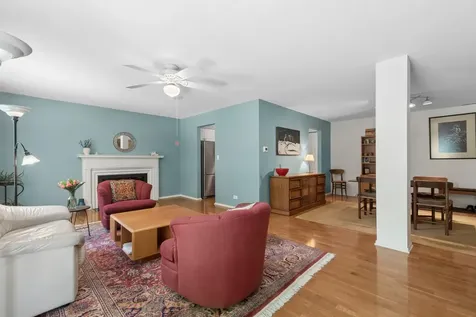 1501 Oak Avenue Evanston IL 60201