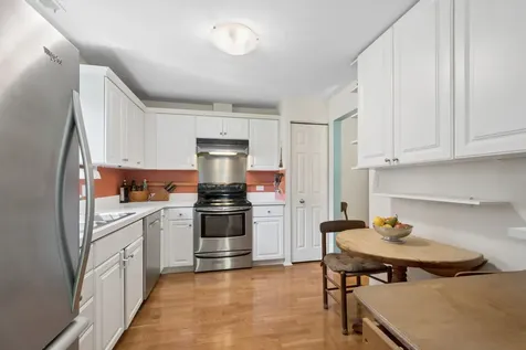 1501 Oak Avenue Evanston IL 60201