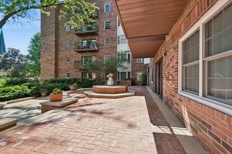 1501 Oak Avenue Evanston IL 60201