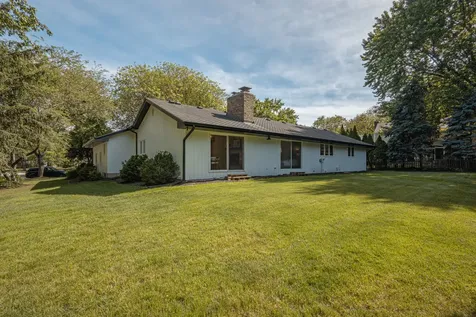 36 Winthrop New Road Sugar Grove IL 60554