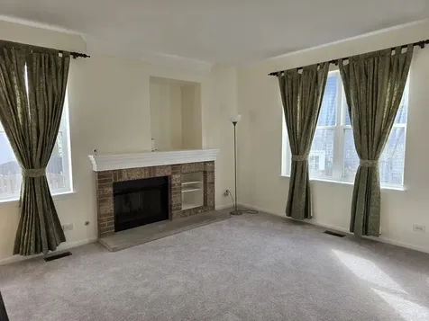 211 Valley View Drive St. Charles IL 60175