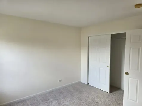 211 Valley View Drive St. Charles IL 60175