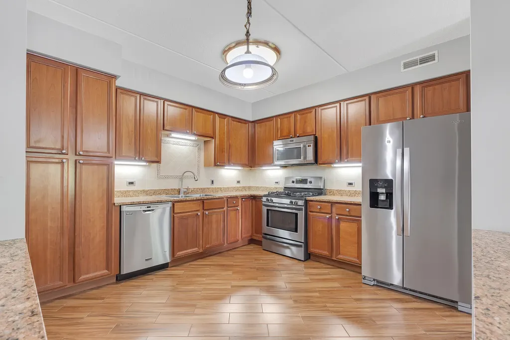8747 West Bryn Mawr Avenue Chicago IL 60631