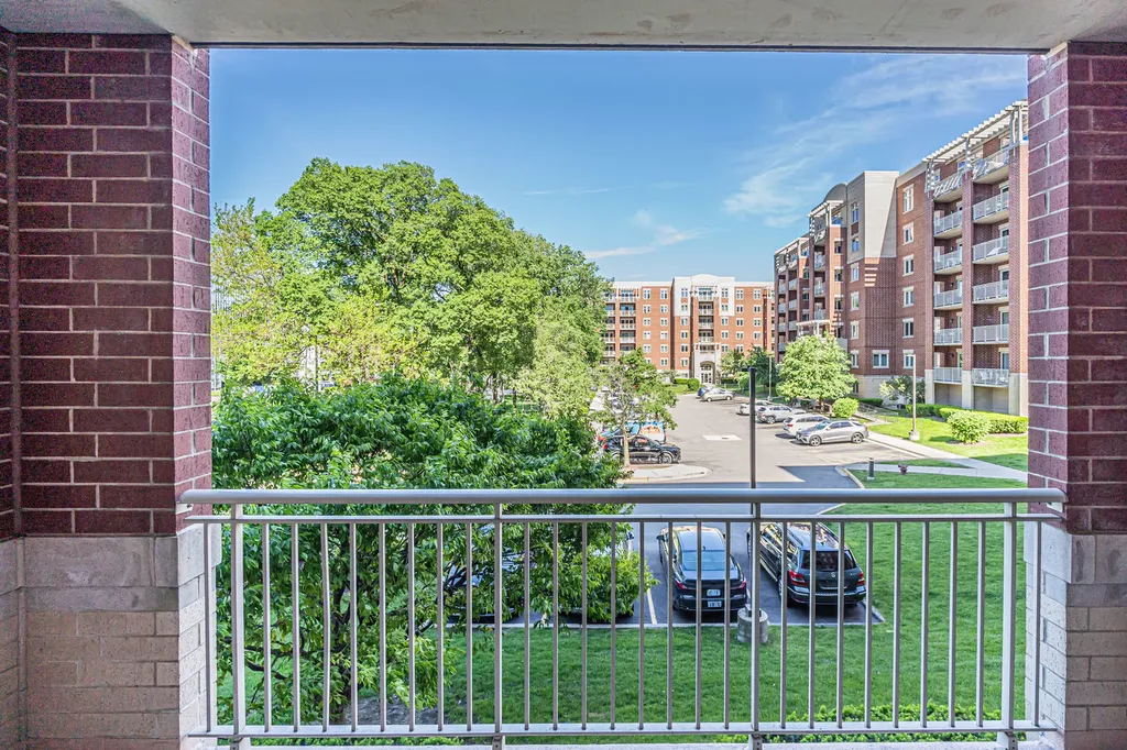 8747 West Bryn Mawr Avenue Chicago IL 60631