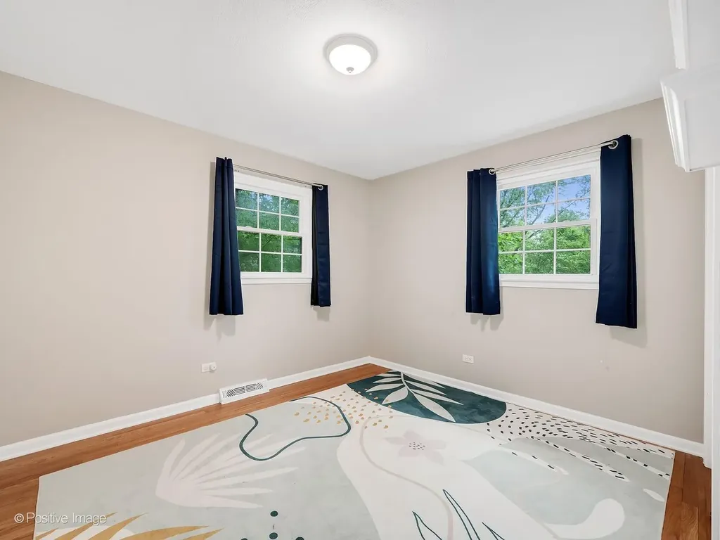 2S560 Seneca Drive Wheaton IL 60189