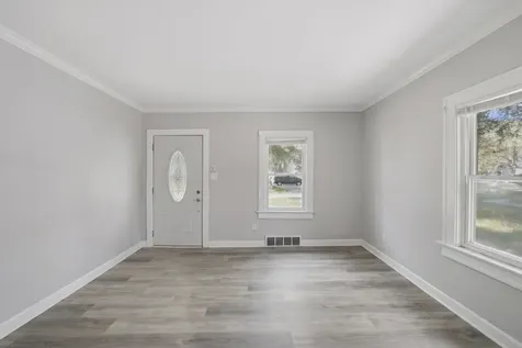 1235 River Drive Calumet City IL 60409