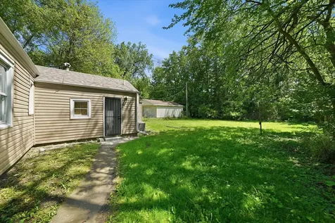 1235 River Drive Calumet City IL 60409