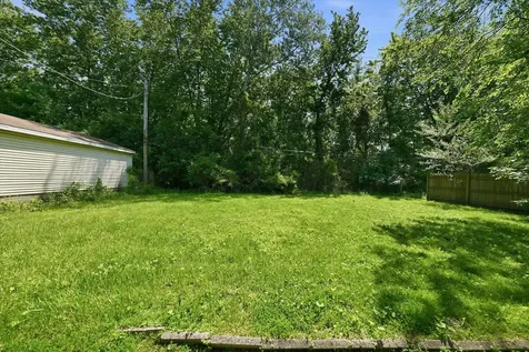 1235 River Drive Calumet City IL 60409
