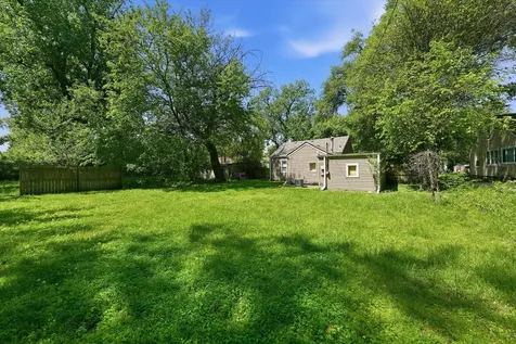 1235 River Drive Calumet City IL 60409