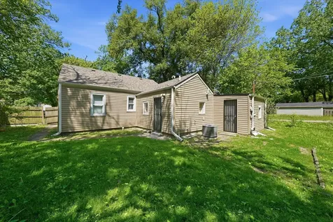1235 River Drive Calumet City IL 60409