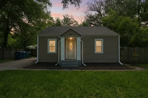 1235 River Drive Calumet City IL 60409