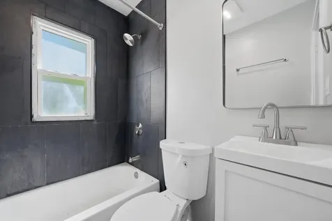 1235 River Drive Calumet City IL 60409