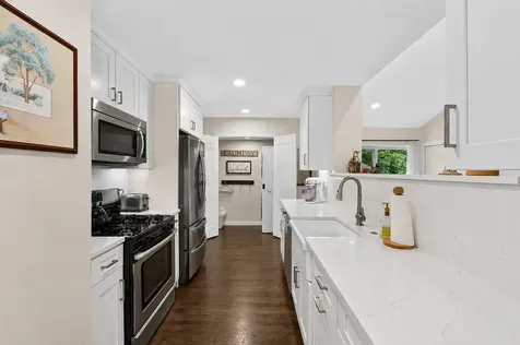 703 Park Drive Flossmoor IL 60422