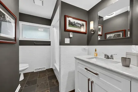 703 Park Drive Flossmoor IL 60422