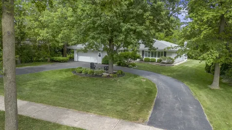 703 Park Drive Flossmoor IL 60422